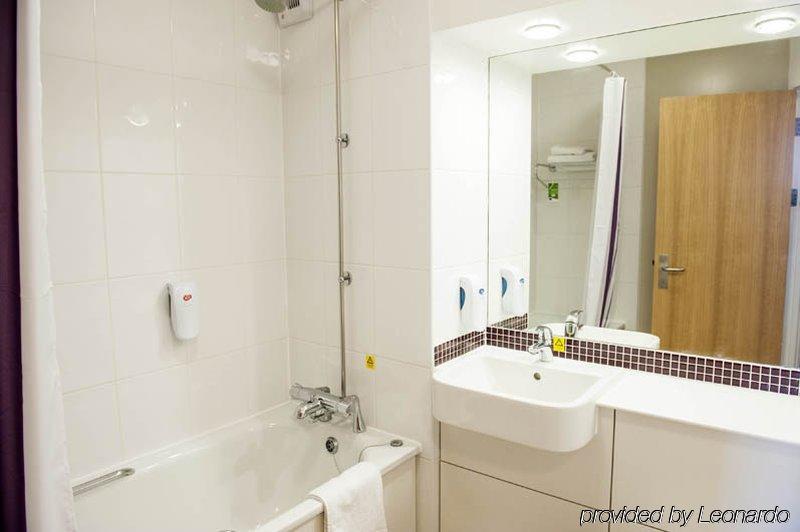 Premier Inn London Ealing Brentford Luaran gambar